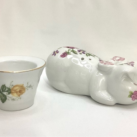 Vintage Porcelain Figurine Lot - Picture 2 of 7